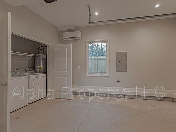 4th image of 25 Ledbetter St