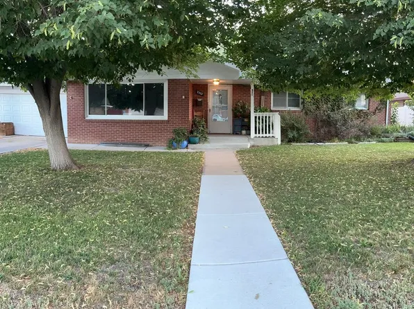 2217 12th St, Greeley, CO 80631