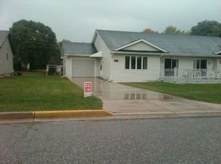 1159 9th St, Baraboo, WI 53913