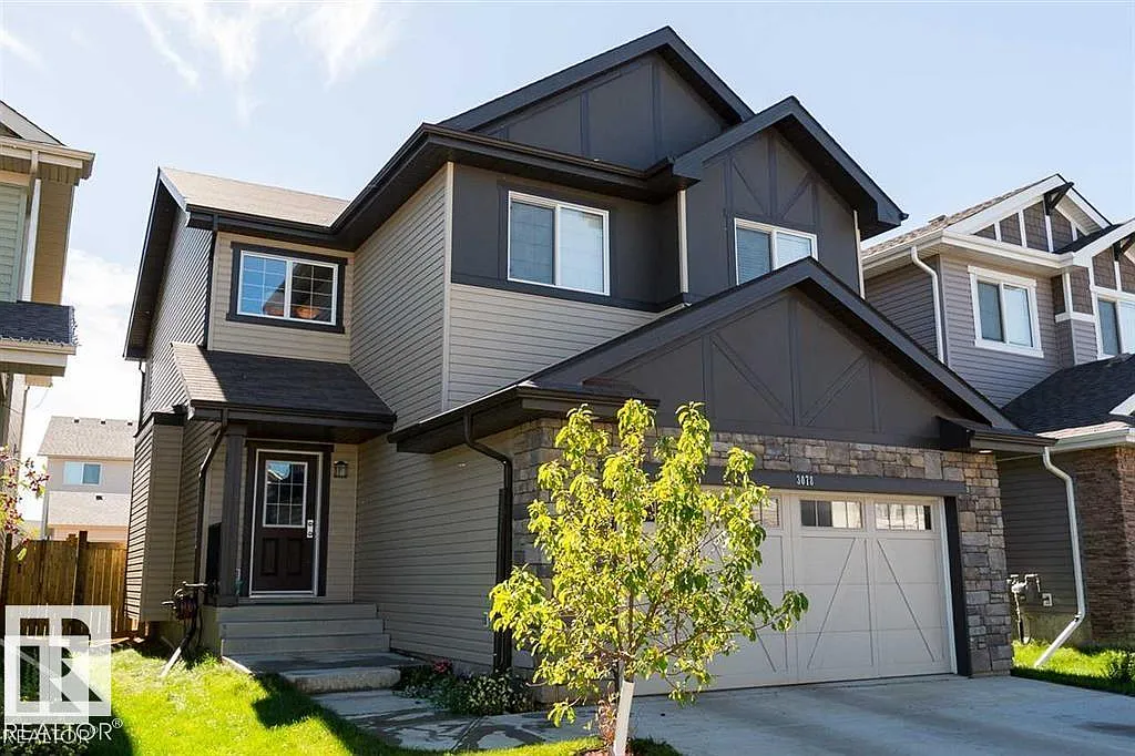4 bed, 3.5 bath, 2206 sqft, $2,400 — Photo 1
