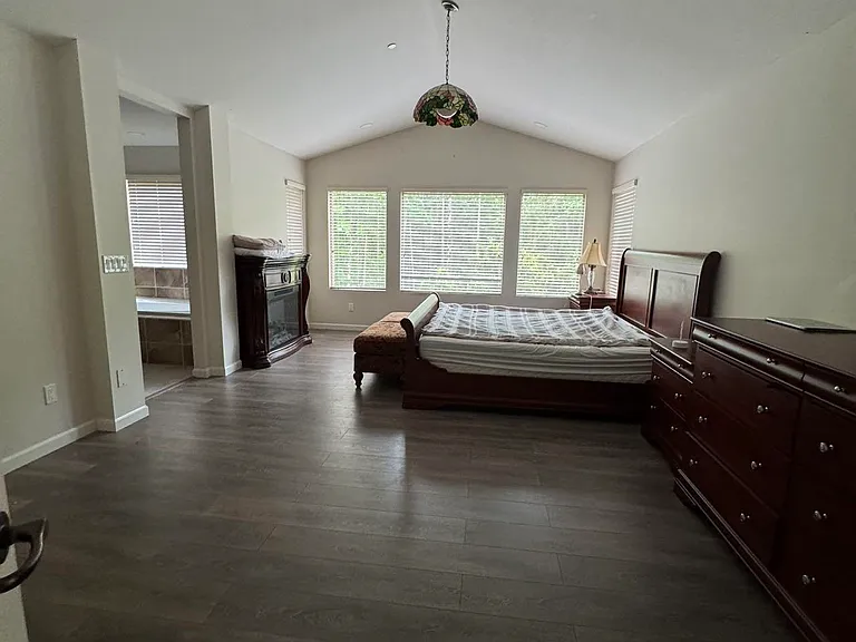 24620 Kimola Dr — Photo 9