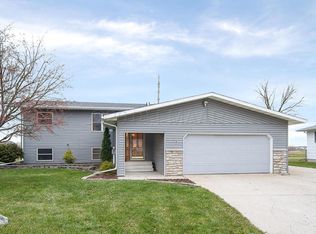 524 Rensvold Blvd, Moorhead, MN 56560