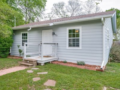 927 E Prairie St, Denton, TX, 76205