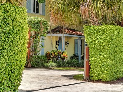 798 Periwinkle St, Boca Raton, FL, 33486