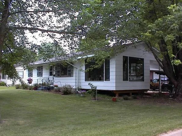 249 Montgomery St, Amery, WI 54001