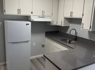 1107 W Pacific Coast Hwy #H, Wilmington, CA 90744