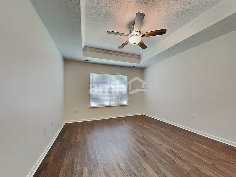 362 Stonebridge Cir — Photo 9