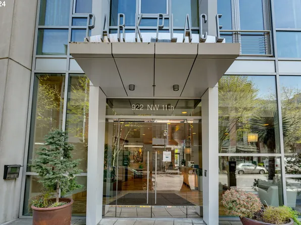 922 NW 11th Ave APT 308, Portland, OR 97209