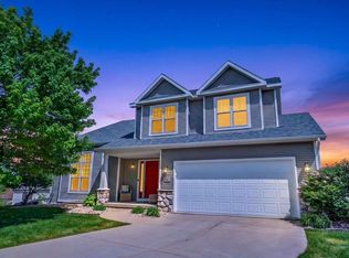 26 Yarrow Cir, Madison, WI 53719