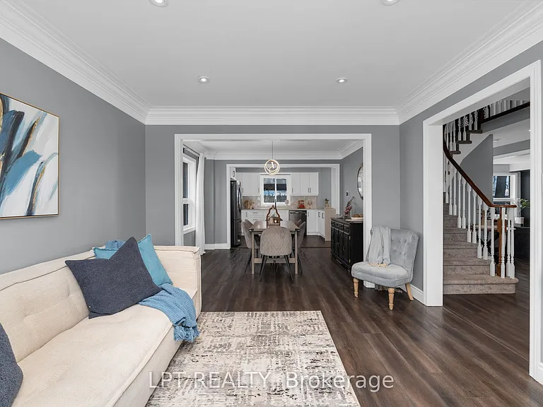 47 Northview Cres — Photo 15