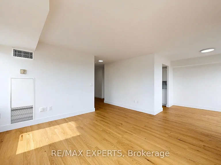 325 Webb Dr #2003 — Photo 13