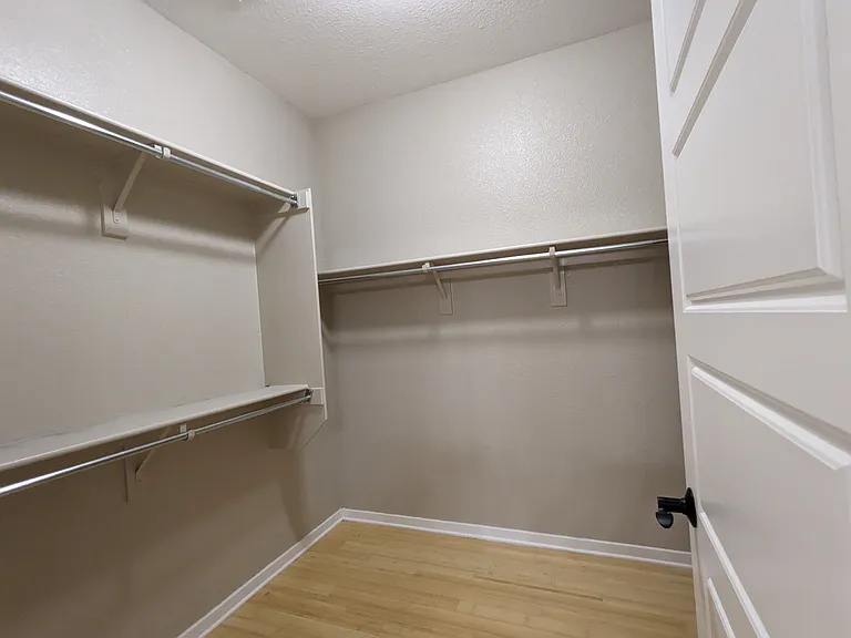283 E Jade Dr — Photo 16