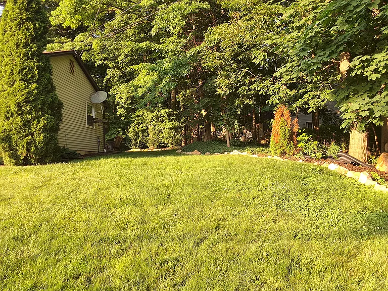 146 Cambridge Rd — Photo 3