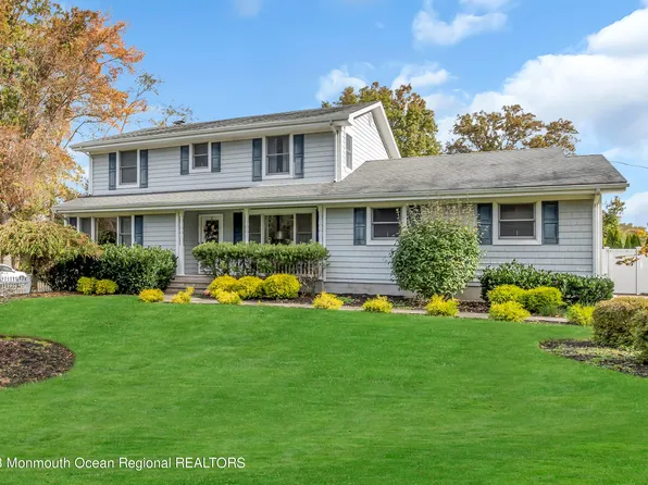 57 Reynolds Drive, Eatontown, NJ 07724