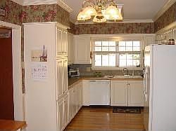 Bright and clean kitchen
