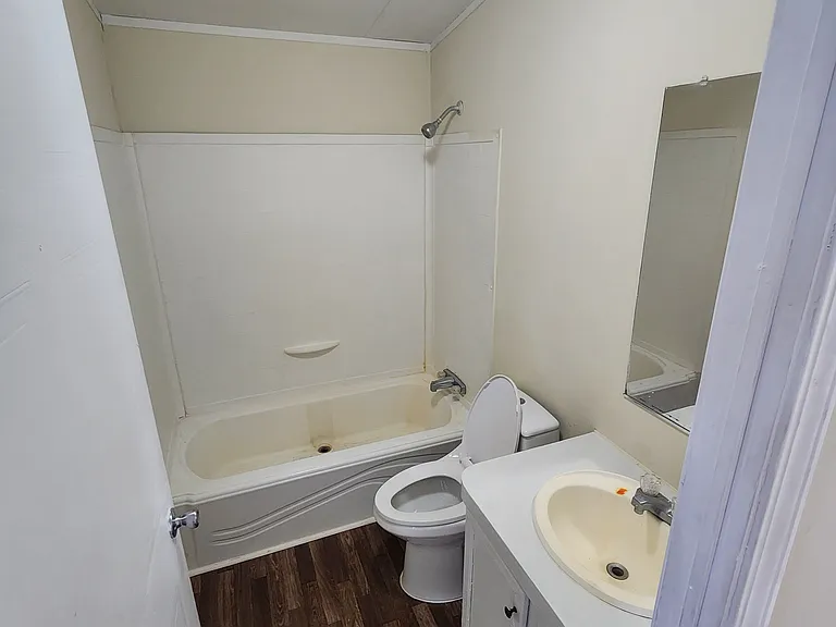 2900 N Union St #12 — Photo 3