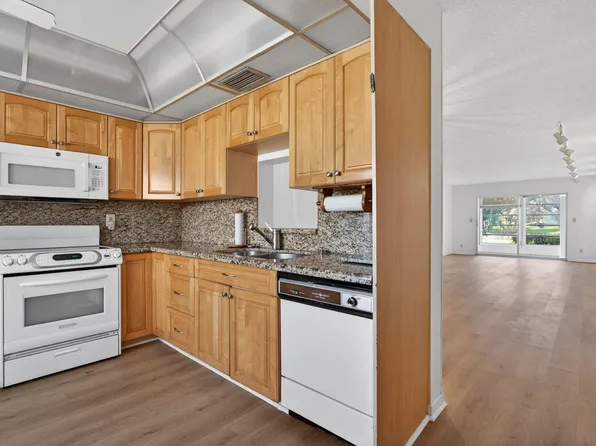 3101 Portofino Pt #A1, Coconut Creek, FL 33066