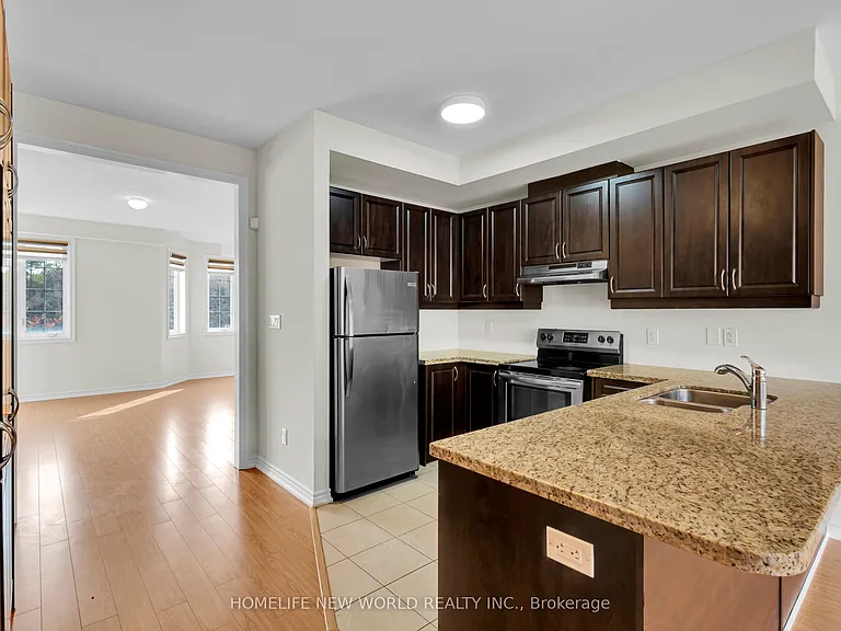 8 Shiff Cres — Photo 13