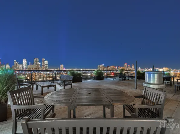 35 Sutton Place 7B image 22 of 23