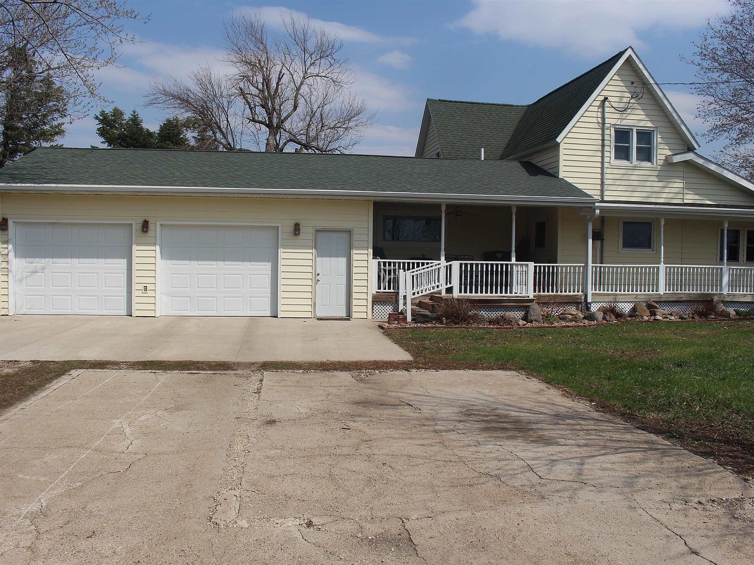 1315 440th St, Peterson, IA 51047 Zillow