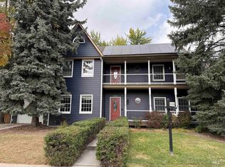 10010 W Meadowlark St, Boise, ID 83704