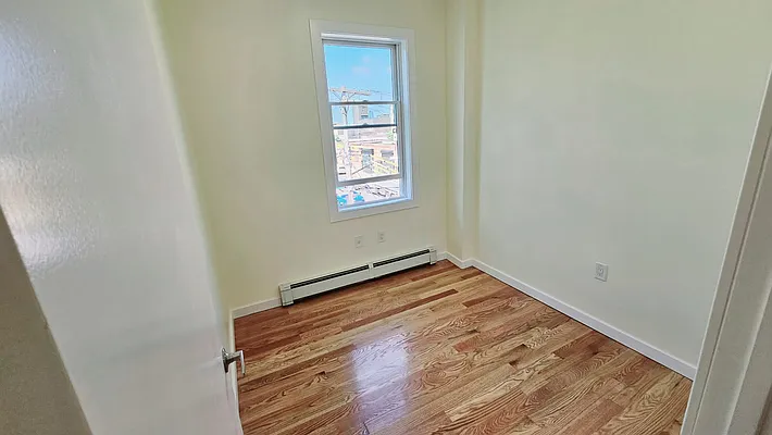 Rented by David Francis New York LLC | media 12