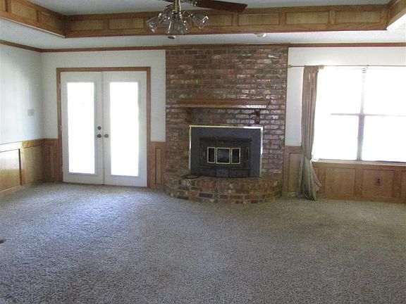 3rd image of 5505 Deer Creek Dr