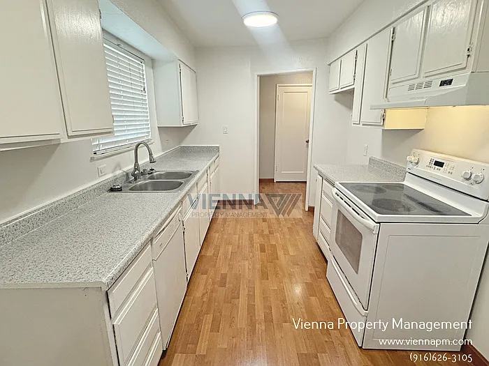3317 Bristol Rd — Photo 5