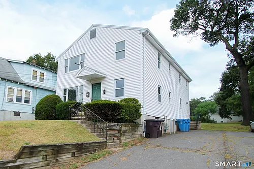 17 Pinehurst Ave #2 Photo 1