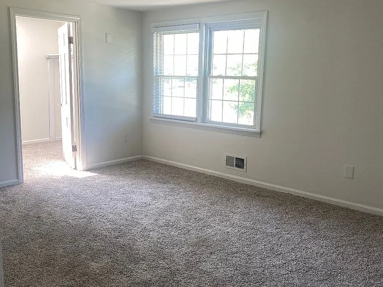 1424 Willow Way — Photo 7