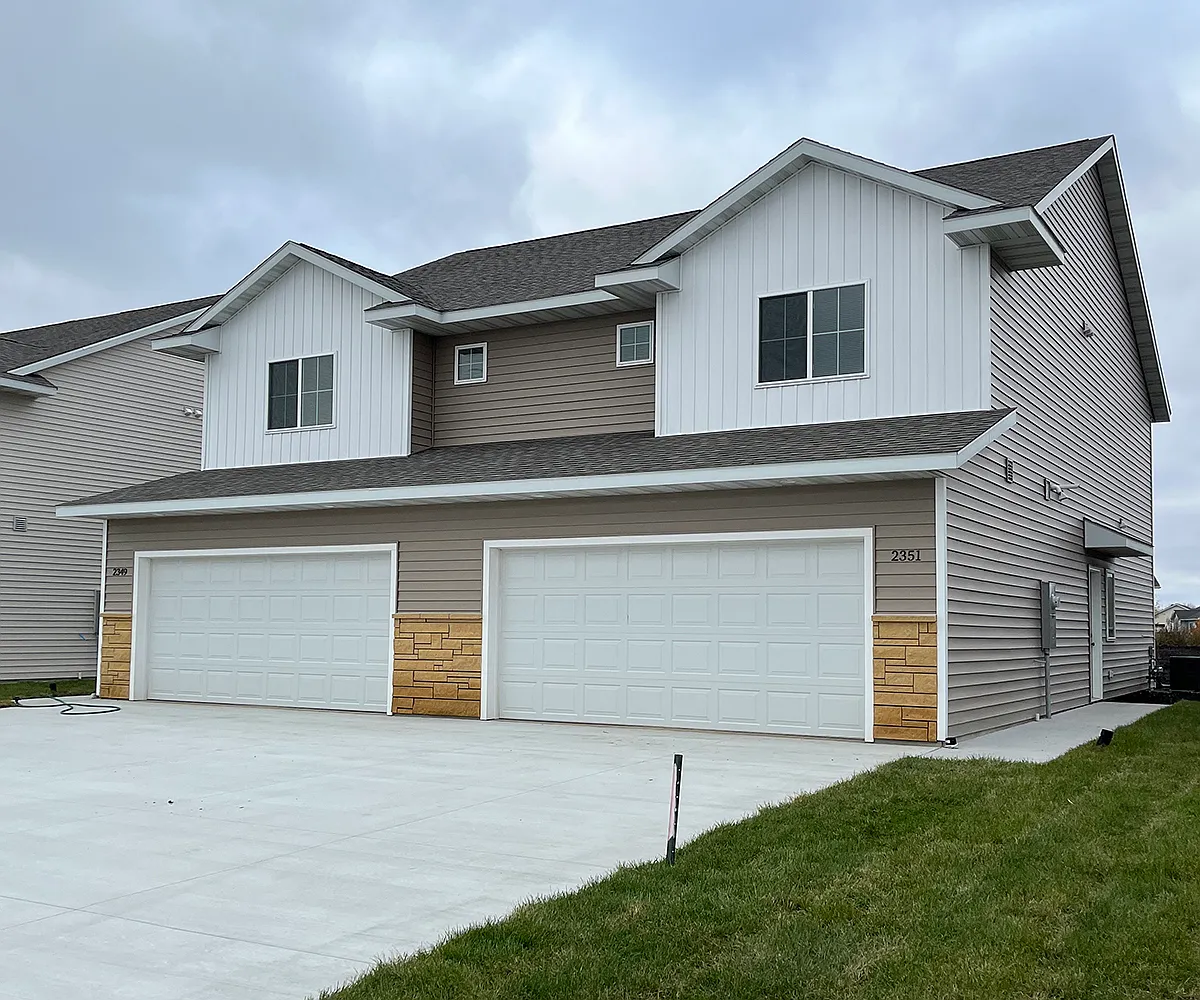 Building Photo - 2325 Excel Dr