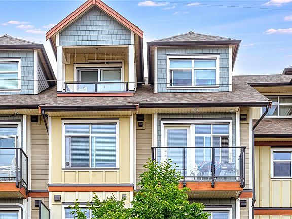 3rd image of 5822 Garden St #303