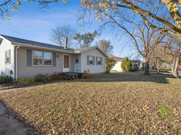 136 Snyder St SE, Bondurant, IA 50035