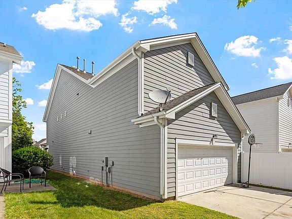 5th image of 1101 Somers Dr