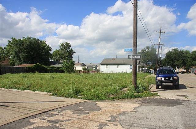 2nd image of 4307 Erato St