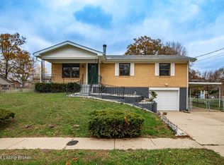 183 Kentucky Cir, Radcliff, KY 40160