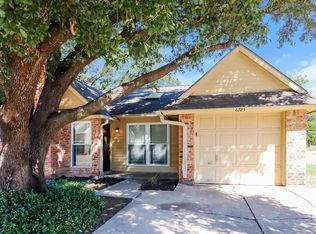 6723 Old Stone Dr, Fort Worth, TX 76137