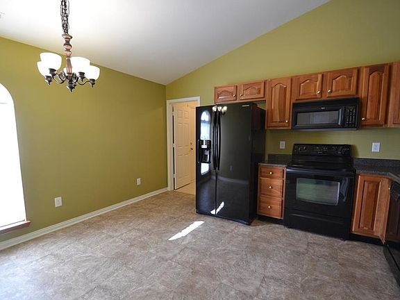 4th image of 1831 Kingen Dr