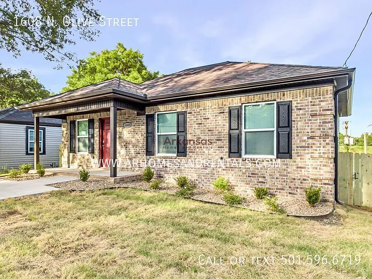 1608 N Olive St — Photo 15