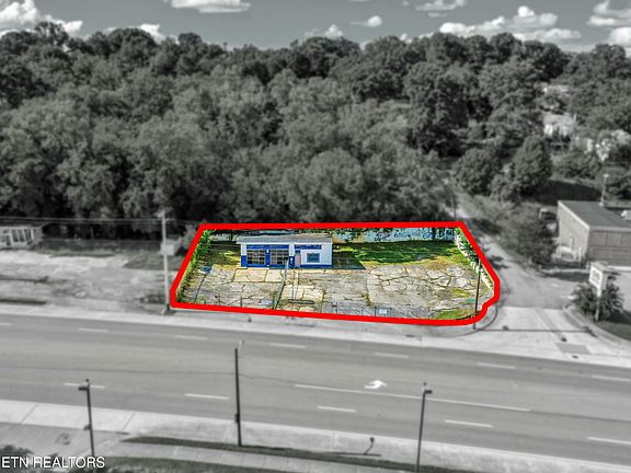 3rd image of 4313 Asheville Hwy