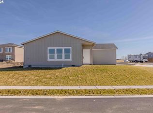 320 Rosalynn Dr, Stanfield, OR 97875