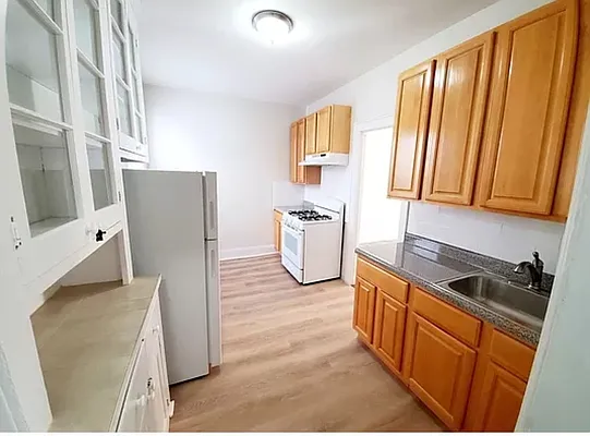 Rented by Brooklyn Property Group LLC | media 14