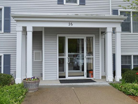 3rd image of 26 Webb Pl APT 1A