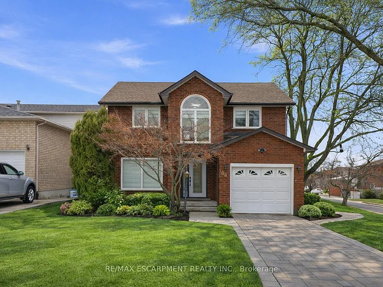 108 Greenshire Dr — Photo 1