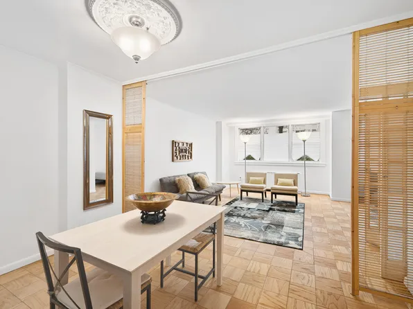520 East 76th Street 1E image 1 of 12