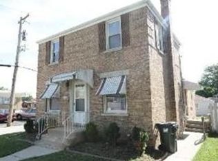 215 Geneva Ave, Bellwood, IL