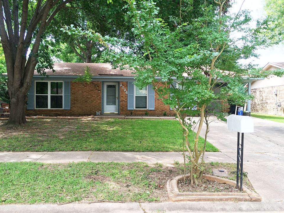 1st image of 2124 Gen. Mouton Dr