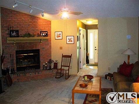4th image of 1406 Avondale Way #1