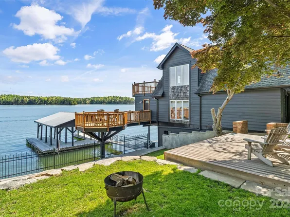 6341 N Shore Dr, Nebo, NC 28761