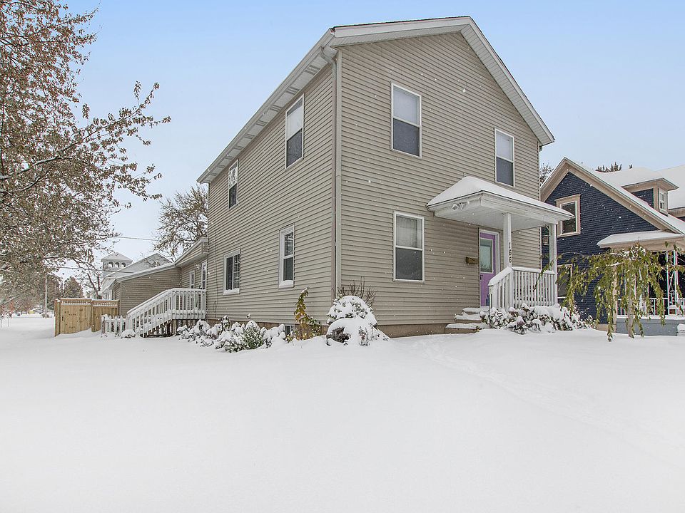 1st image of 166 W 19th St